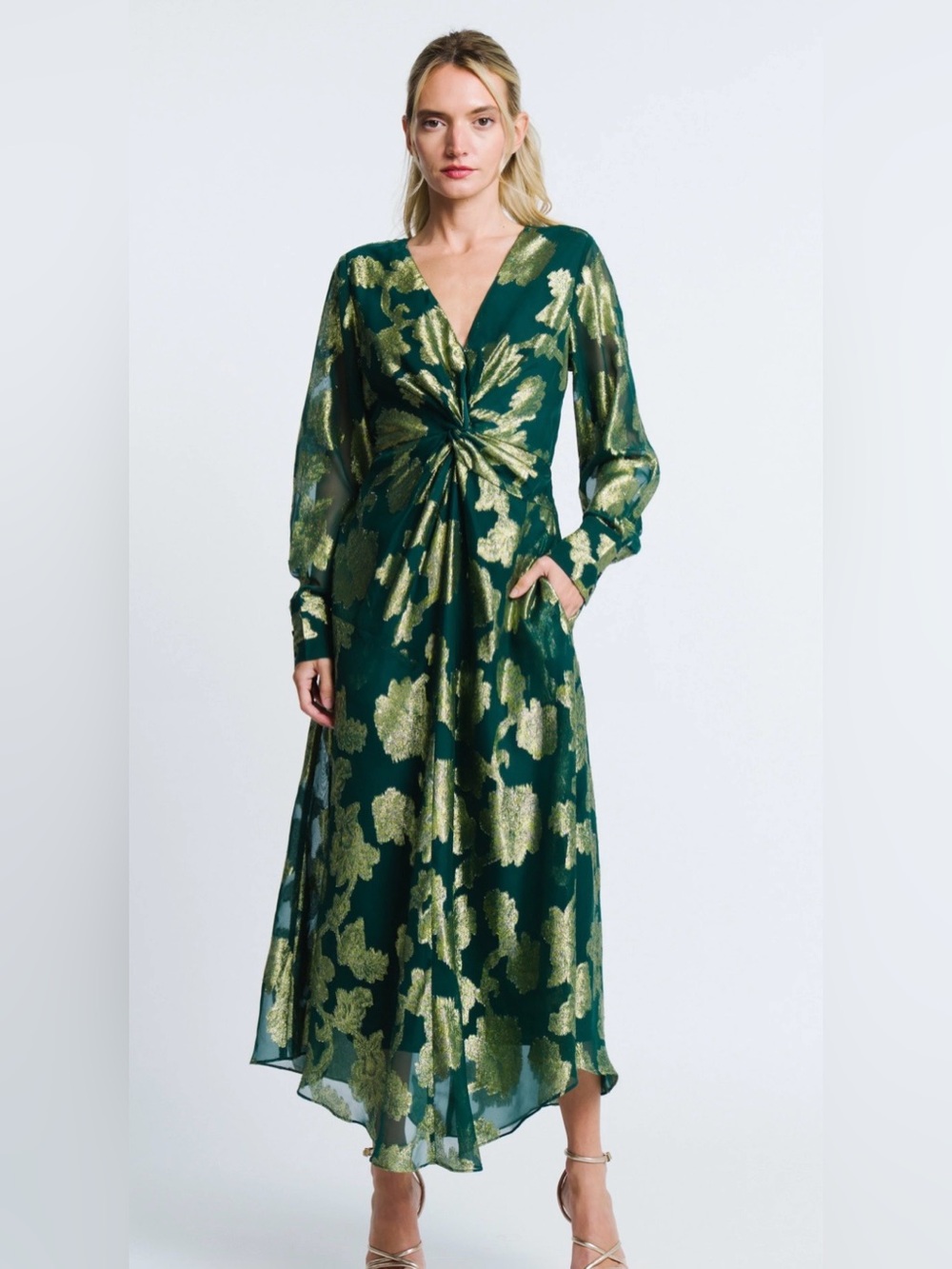 NEW NWT WOMENS MEDIUM (bust 36”) CIEBON DEVYN METALLIC CHIFFON MAXI DRESS